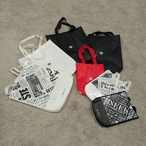 Lululemon reusable shopping bags